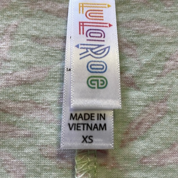 LulaRoe Leaf Print 🍃 Perfect T Top-#1016 - Picture 12 of 12